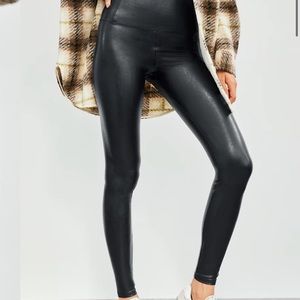 Aritzia Daria Leather Leggings